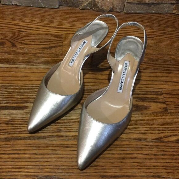 MANOLO BLAHNIK CAROLYNE 70 Silver Nappa Leather Slingback Pumps - Picture 6 of 9